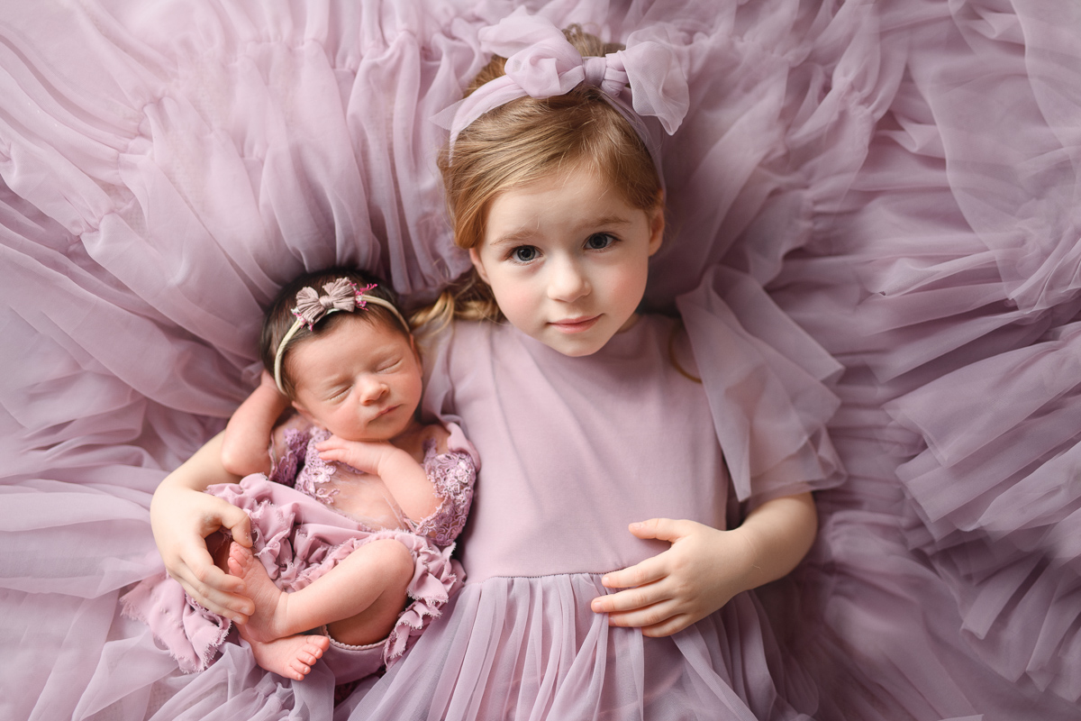 Newbornshooting mit Geschwister 12 Pawel Golacki Fotografie fotograf viersen